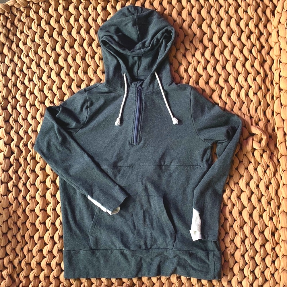 NURSING QUEEN Heather Gray Hoodie Maternity Nursing & Pumping Sweatshirt Medium